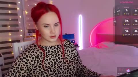Snapshot of mi_cherry chatting on January 26, 11:50 pm Alice online show from January 26, 11:50 pm