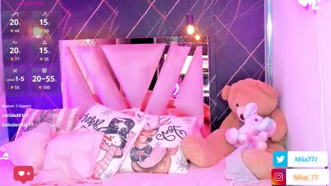 Mia online show from December 18, 1:56 am