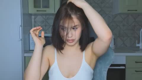 Snapshot of mia___lunaa chatting on March 7, 2:57 am Mia online show from March 7, 2:57 am