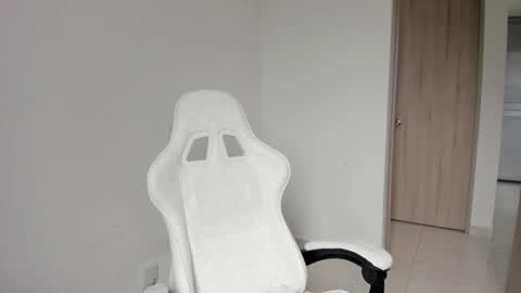 Snapshot of mia_adams66 chatting on March 7, 5:06 pm Mia adams online show from March 7, 5:06 pm