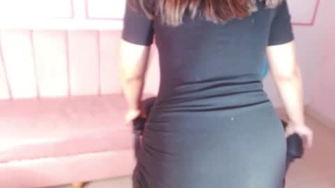 Snapshot of mia_adams_a_ chatting on March 1, 7:26 pm Mia online show from March 1, 7:26 pm