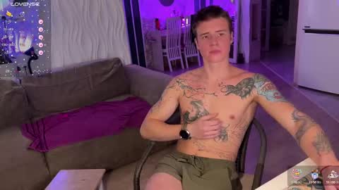 Andre and Mia online show from February 12, 6:09 pm