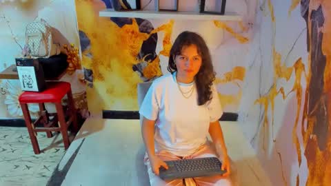 Mia online show from January 10, 7:19 pm