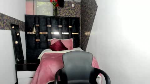 MIA CARTER online show from October 23, 8:42 pm