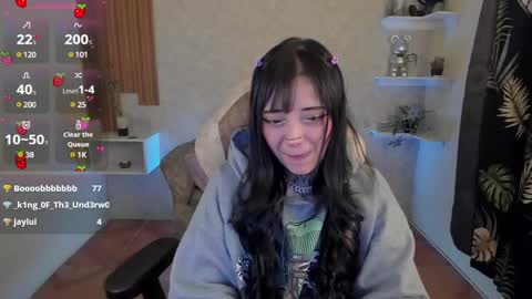 Mia online show from January 10, 8:51 am