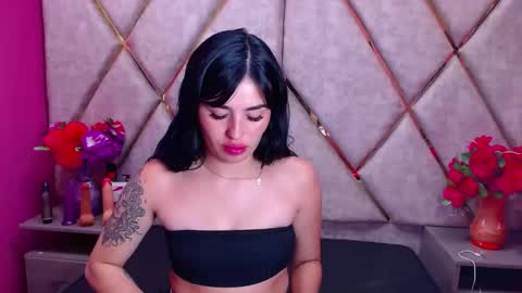 mia_charlothe online show from March 4, 5:53 am