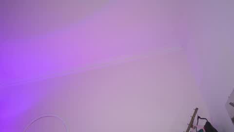 Snapshot of mia_coliin chatting on March 11, 10:20 pm Anna online show from March 11, 10:20 pm