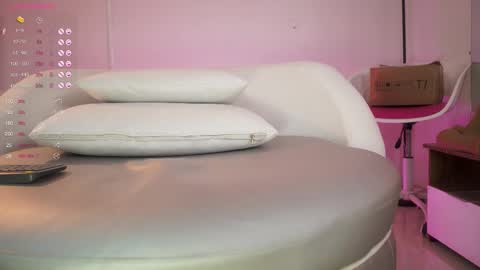 Anna online show from October 12, 12:53 pm