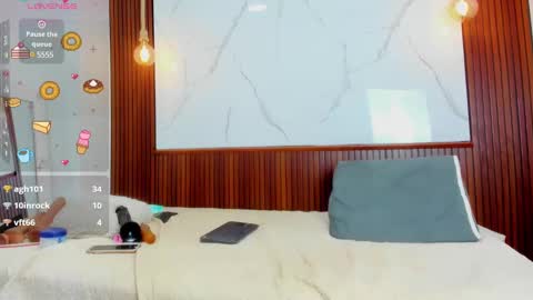 Mia Conde online show from March 6, 1:03 pm