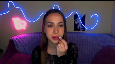 mia_cutie77 online show from October 7, 9:05 am