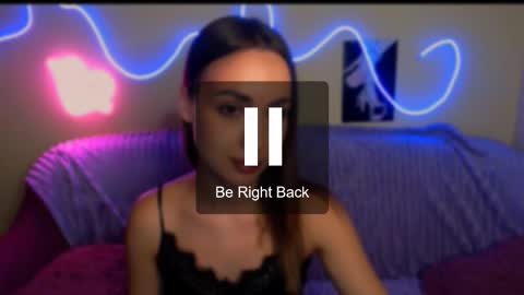 mia_cutie77 online show from September 26, 11:18 am