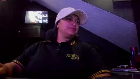 Mia daniela  online show from September 17, 10:57 pm