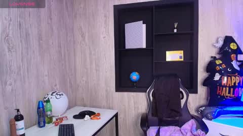 mia_esposito2 online show from October 31, 6:08 pm