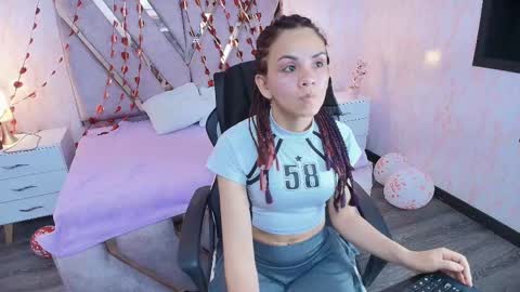 mia_esposito2 online show from September 15, 11:17 pm