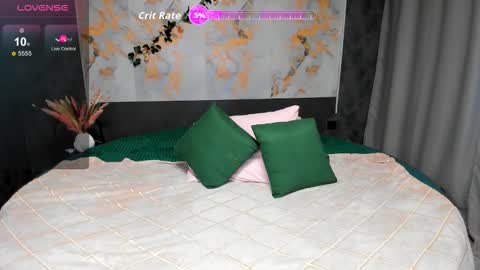 mia_flicker online show from September 11, 1:07 am