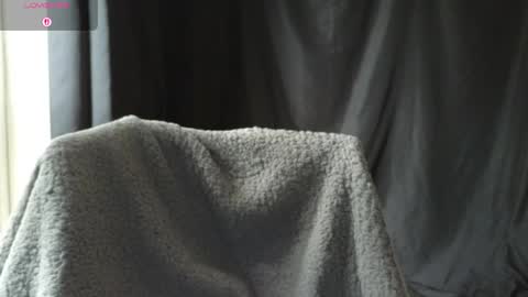 Golden ones online show from April 14, 1:36 pm