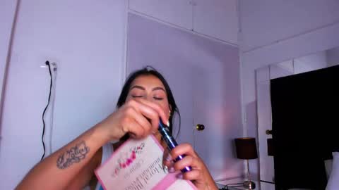Snapshot of mia_garcia2 chatting on February 21, 9:00 pm MIA online show from February 21, 9:00 pm