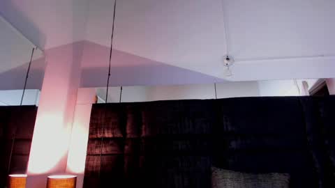 Snapshot of mia_garcia2 chatting on February 13, 3:29 am MIA online show from February 13, 3:29 am