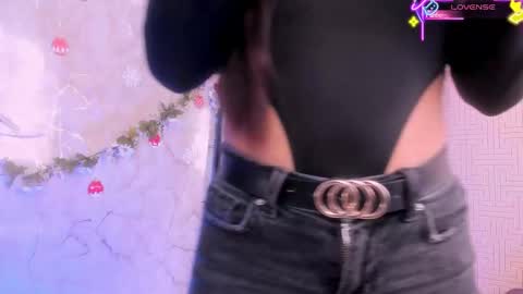 Mia online show from January 14, 12:35 pm