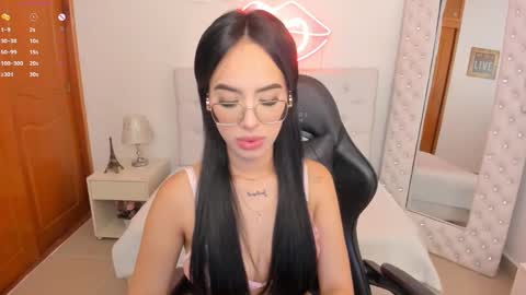    online show from February 17, 1:22 pm
