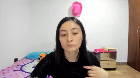 mia kaneee online show from December 27, 12:29 am