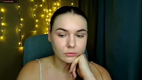 mia_lemm online show from October 23, 8:05 am