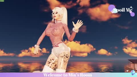 Mia online show from April 7, 4:58 am