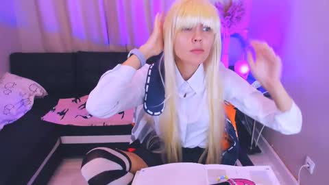 mia_meowxkiss online show from October 1, 4:28 pm