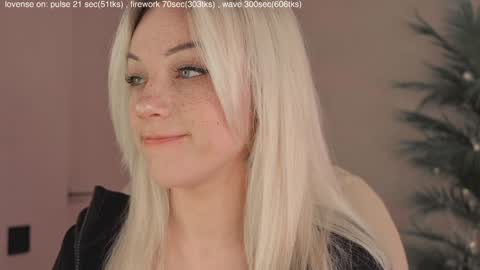 mia_milagros online show from November 28, 11:01 pm