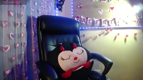 Snapshot of mia_petitebaby chatting on February 26, 2:30 am Ma online show from February 26, 2:30 am