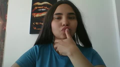 Mia  online show from December 2, 5:54 pm