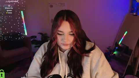 Mia online show from April 15, 1:42 am