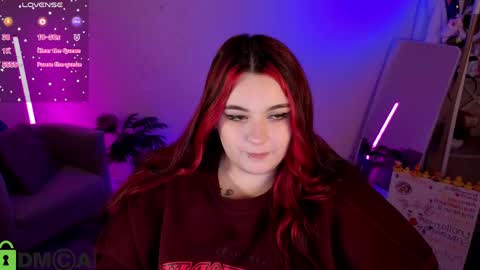 Mia online show from May 14, 1:59 am