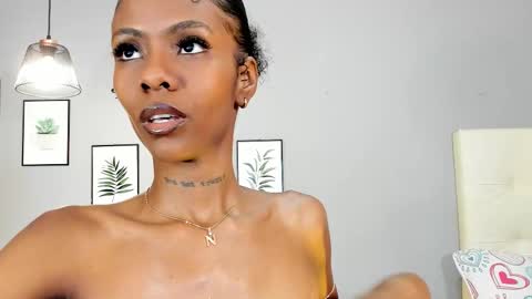 Snapshot of mia_rissi chatting on March 4, 2:53 pm Mia online show from March 4, 2:53 pm