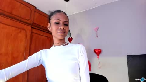 Snapshot of mia_rissi chatting on February 22, 2:41 pm Mia online show from February 22, 2:41 pm