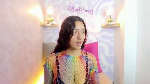 Mia . online show from May 4, 12:33 pm
