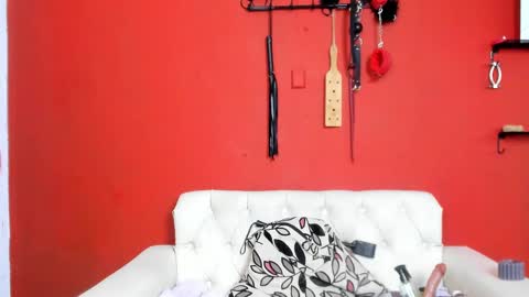 Mia sophiia online show from February 23, 10:49 am