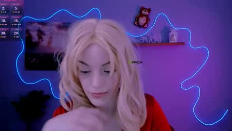 mia_starrr_ online show from March 3, 8:38 pm