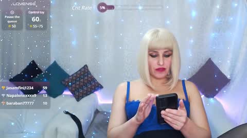 mia_sunn online show from February 17, 2:42 am