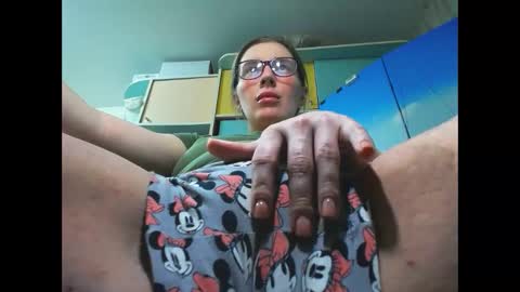 Mia. online show from November 29, 2:47 pm