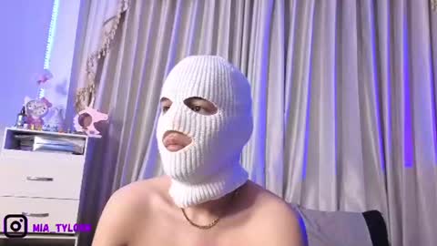 Mia Tylor online show from June 29, 3:14 am