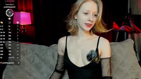 Mia online show from January 6, 12:16 am