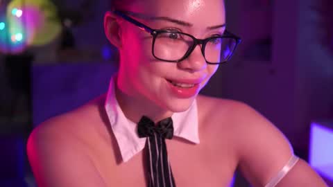 VixenMia online show from February 26, 4:16 am