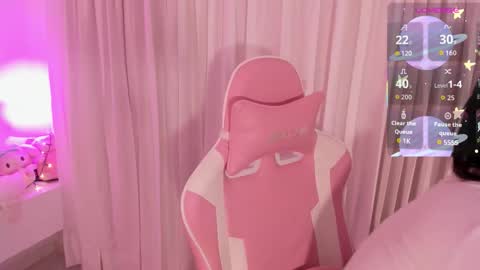 mia_yeager online show from December 19, 3:46 am