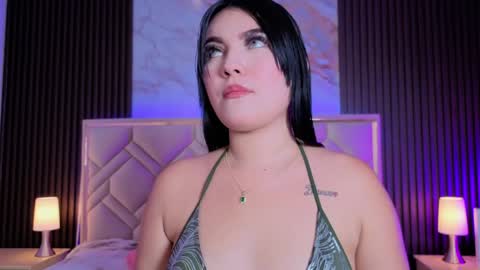 Miaa Farrel online show from April 8, 7:28 pm