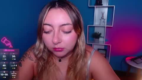 Andrea online show from December 9, 1:02 pm