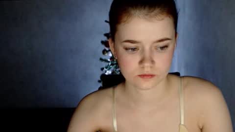 miabrowwn online show from December 24, 3:49 am