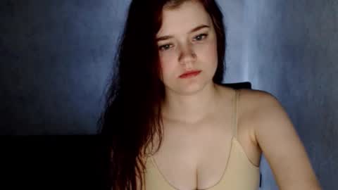 miabrowwn online show from December 24, 2:33 pm