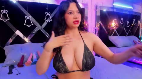 Mia online show from January 16, 1:14 am