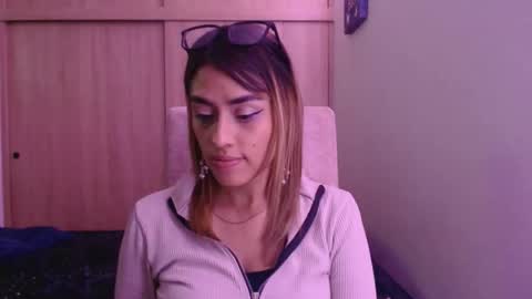 Miia  online show from March 4, 2:08 am